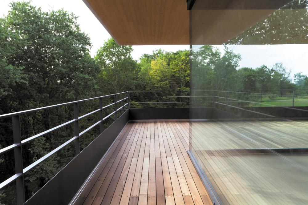 parquet balcon extérieur
