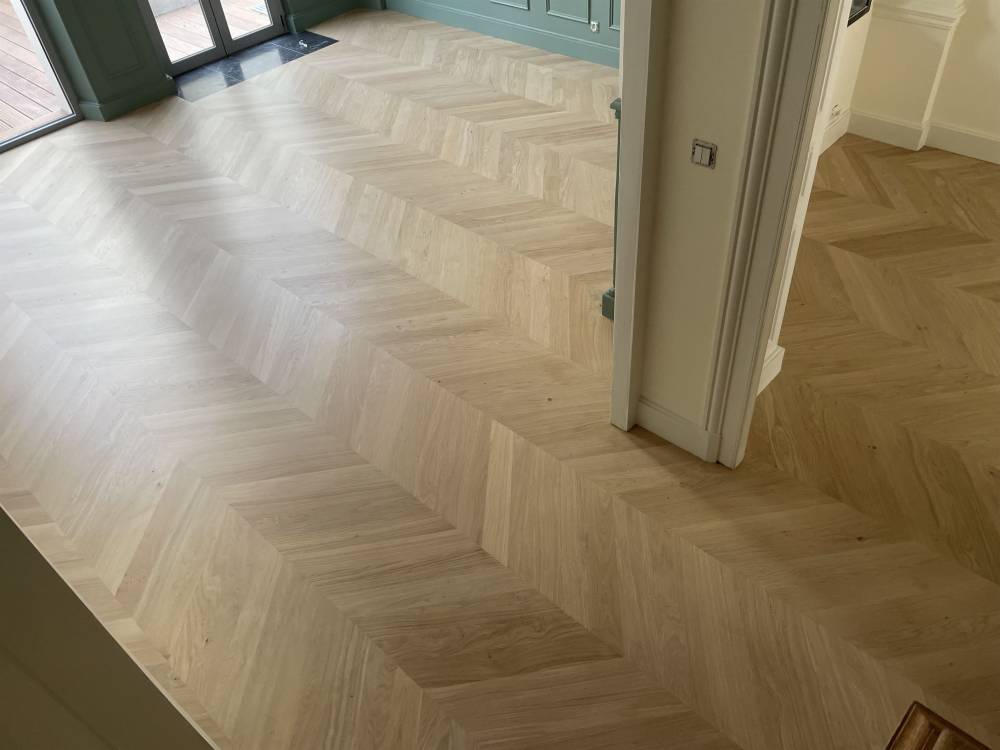 Pose de parquet neuf à Ingré (2)